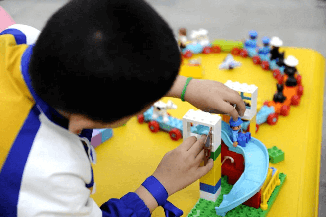 “星星的孩子”，愿你们不再孤独