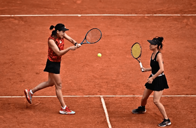 恭喜！“海峡组合”夺冠！