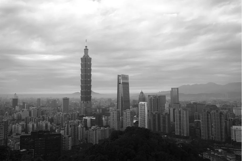 两岸问题排首位！蔡英文给台湾社会留下烂摊子