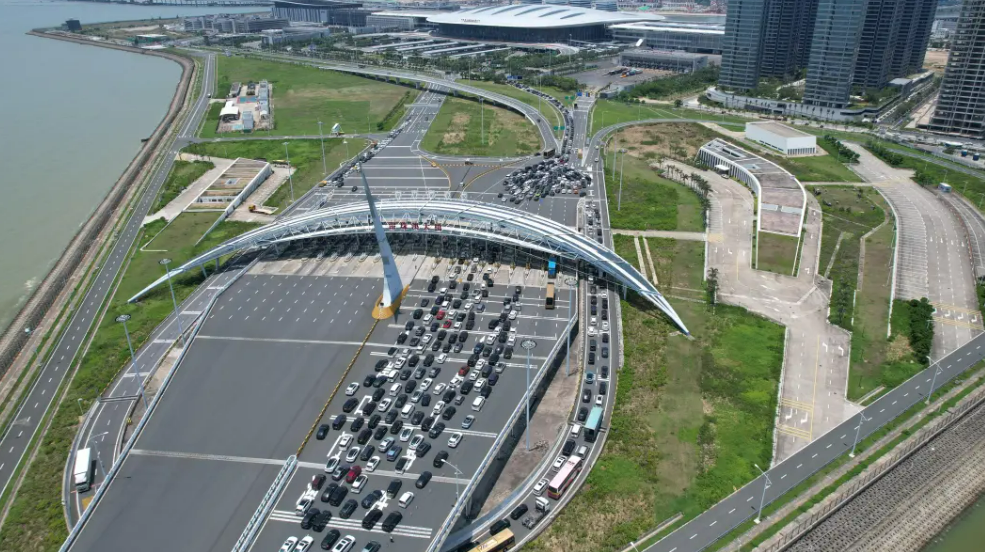 1000万人次！港珠澳大桥创历史最快纪录