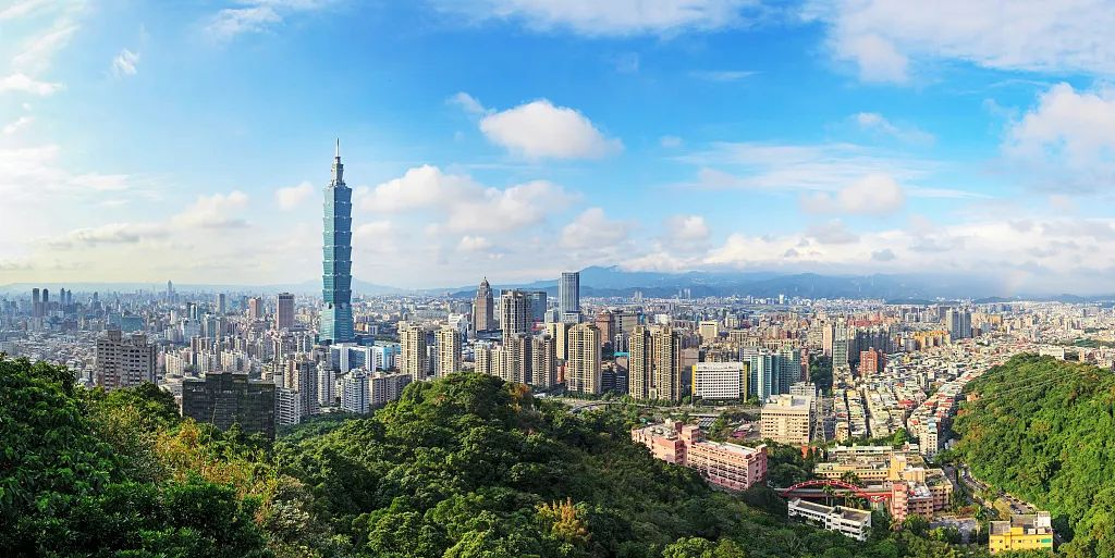 回台湾后，他再发声：做堂堂正正的中国人！