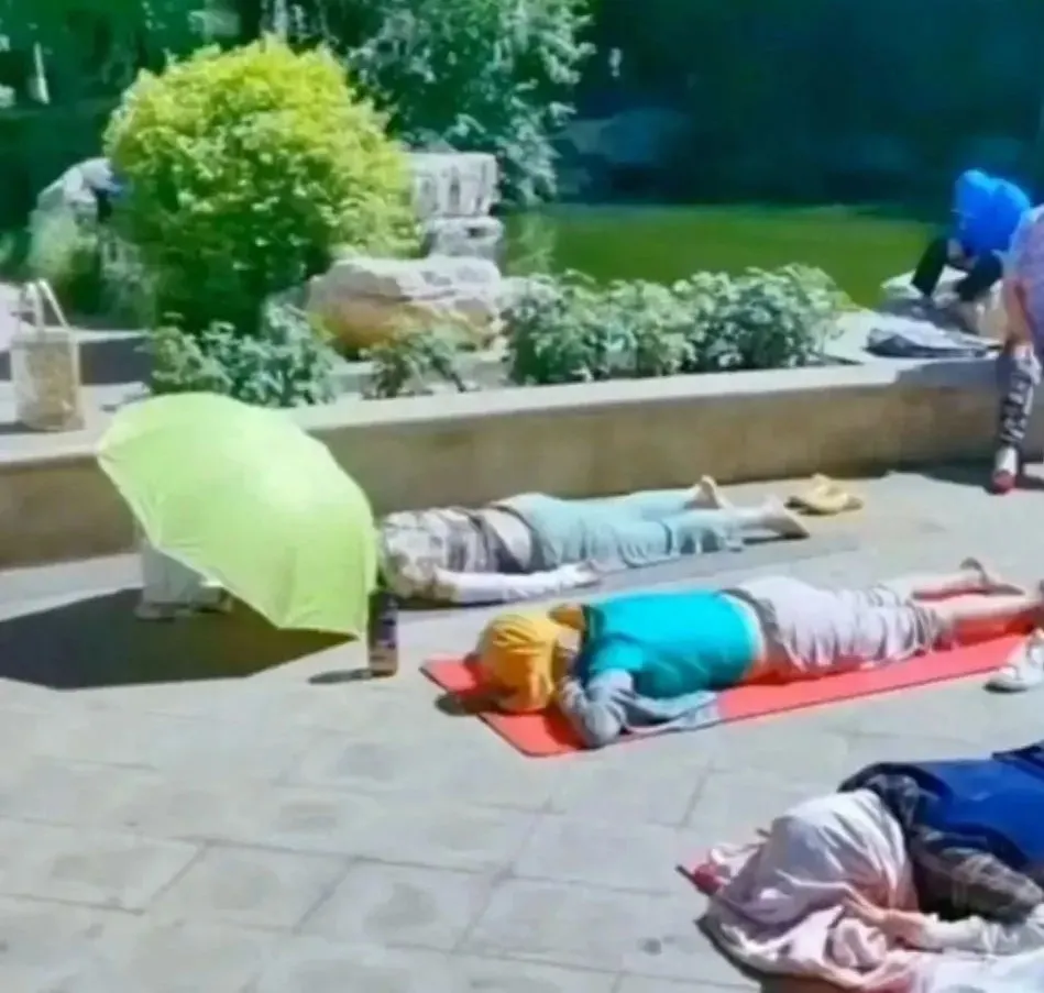 今日入伏，医生提醒：“三伏晒背”有讲究