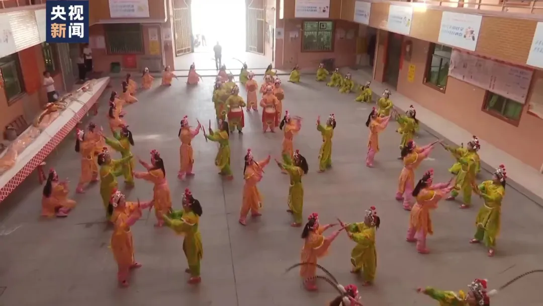 花式“打卡”暑假，你pick哪一个