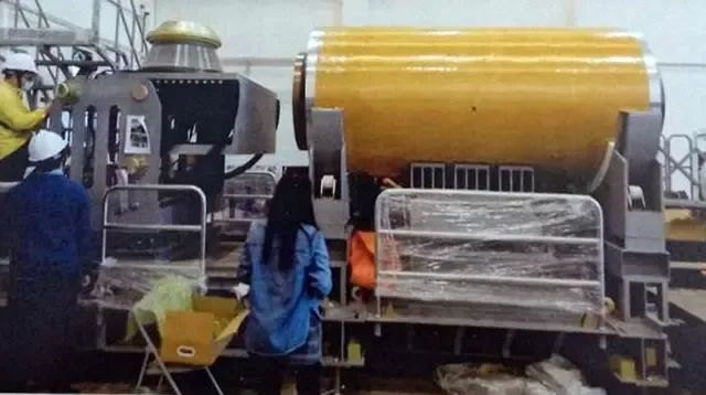 台军曝光了一款新型导弹的照片→