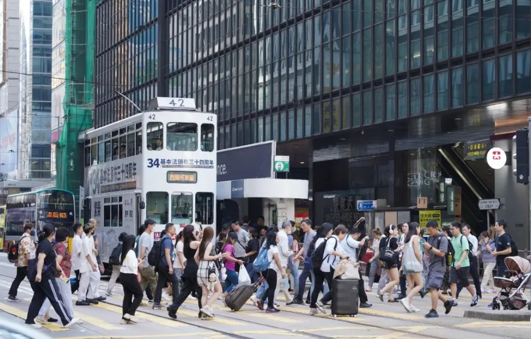 重返世界前十！香港向全球人才敞开机遇之门
