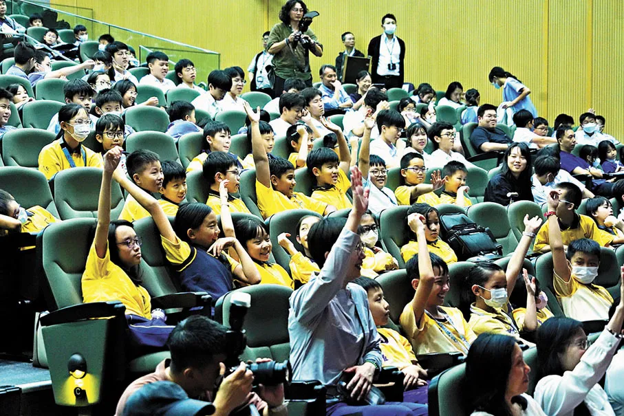 “为了迎接‘蛟龙号’，我兴奋得几乎一夜没睡”