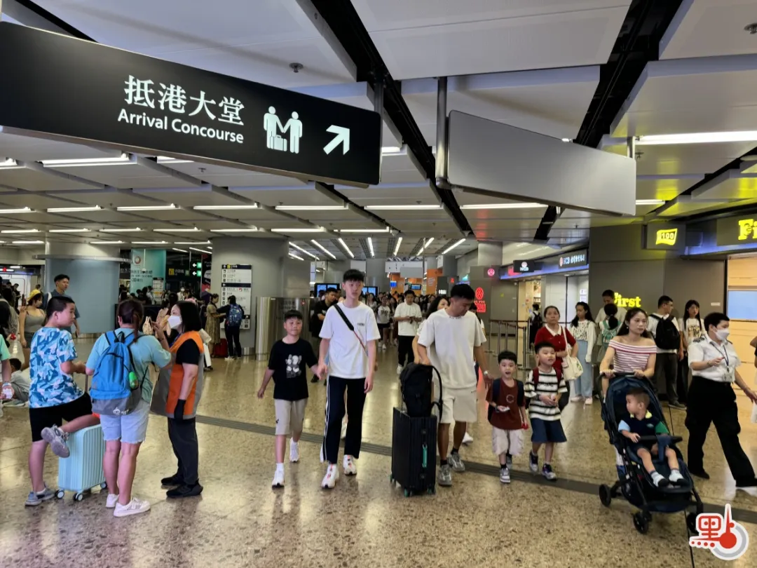 121.6万人次！香港“旺丁又旺财”