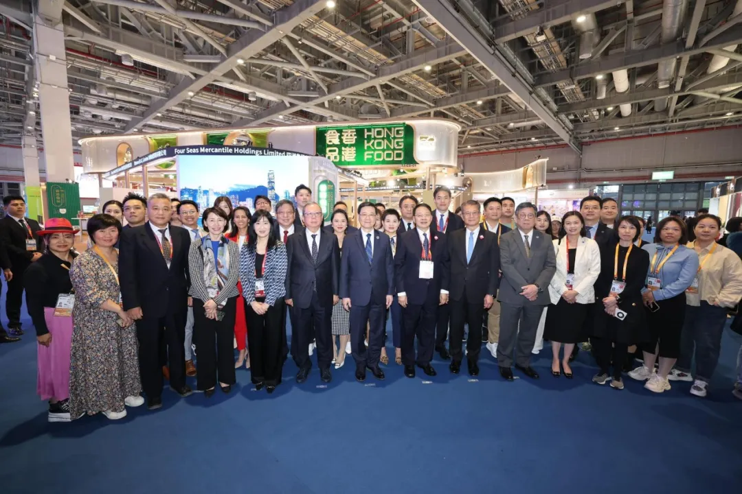 观进博｜李家超：欢迎上海和内地企业利用香港走向世界