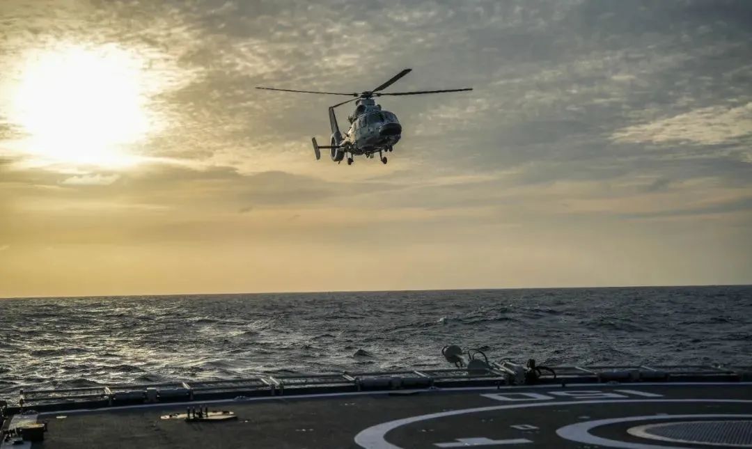 解放军新年热血开训，台媒注意到这些细节→