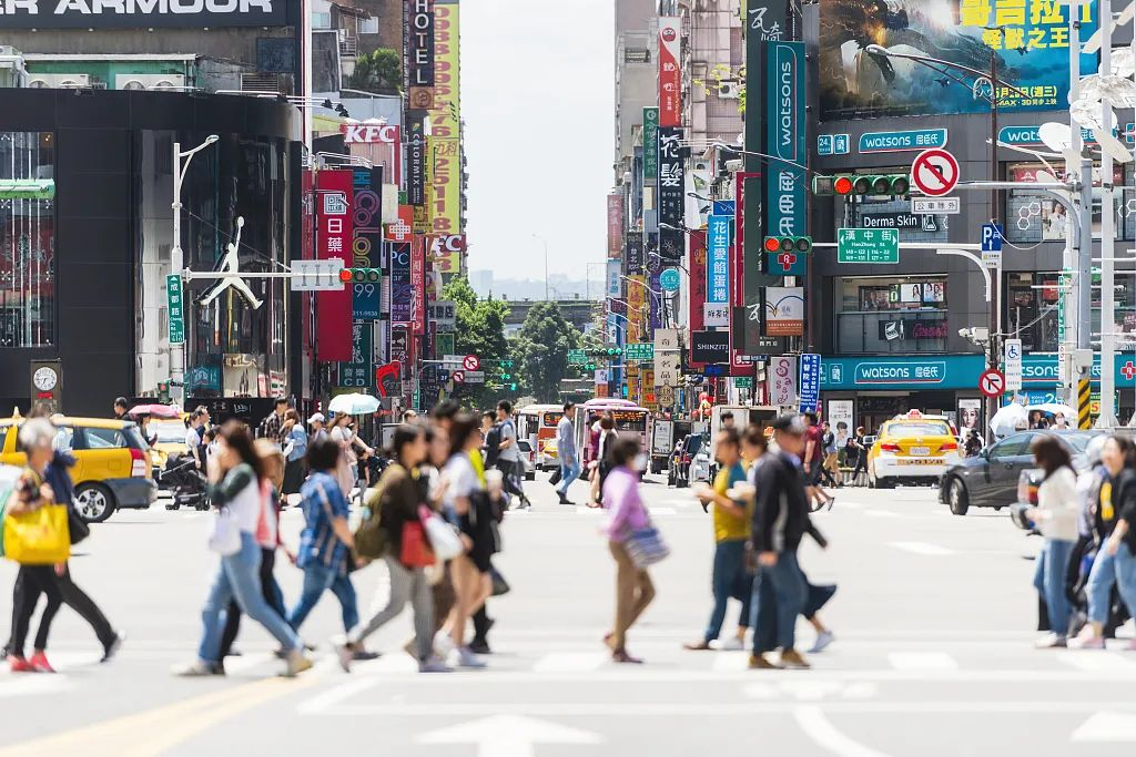 是“黑熊学院”，还是“黑钱学院”？