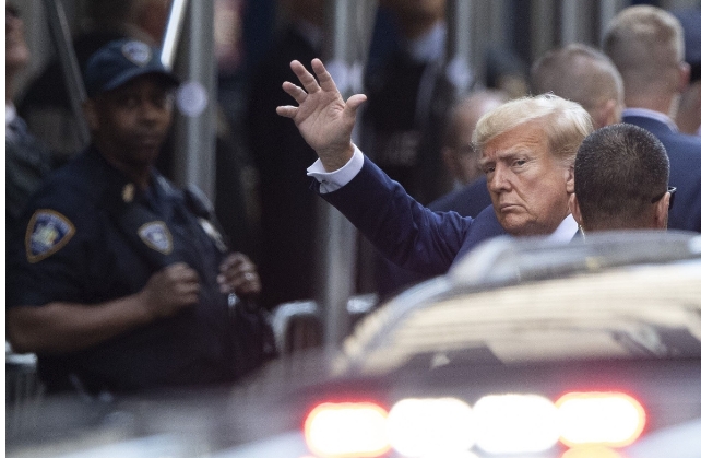 特朗普再揚言要“奪”格陵蘭 格陵蘭總理稱“受夠”