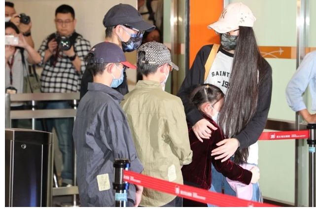 賴清德上台一年 台灣“亂上加亂”