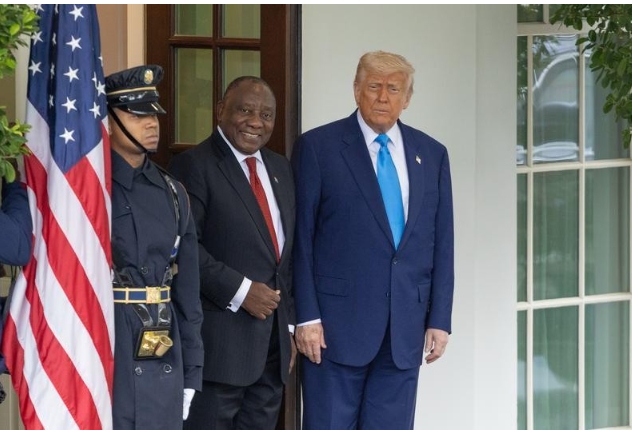 特朗普為南非總統精心設計一場“鴻門宴”？