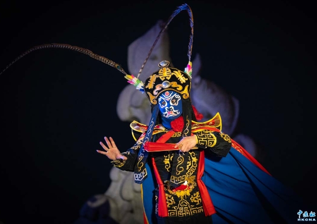 重慶：“非遺”激活“夜經濟”