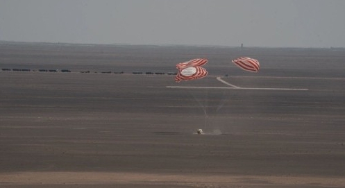 中國登月再進一步！“夢舟”載人飛船零高度逃逸飛行試驗成功