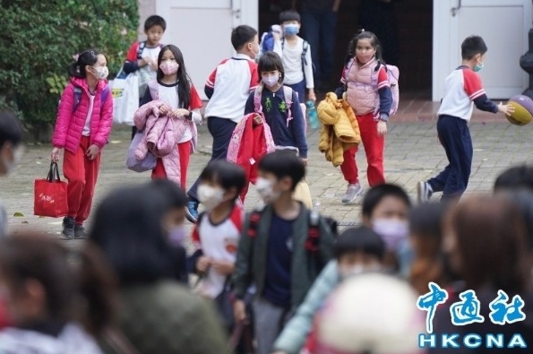 實體遊戲機只改簡體不改日文，台當局被質疑雙標