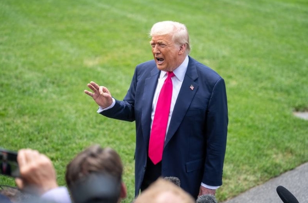 美國總統稱解僱鮑威爾“可能性極低”