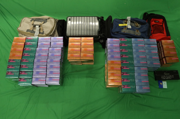 男旅客管有未完稅香煙及進口另類吸煙產品罪成判囚六個月