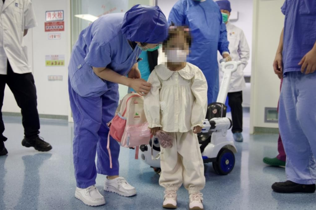 中國自主研發兒童型“人工雙心”成功植入