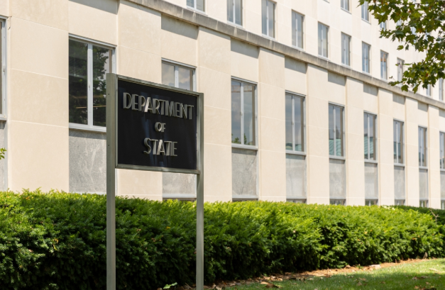 通脹數據符預期但消費者信心疲軟 美聯儲降息路徑存分歧