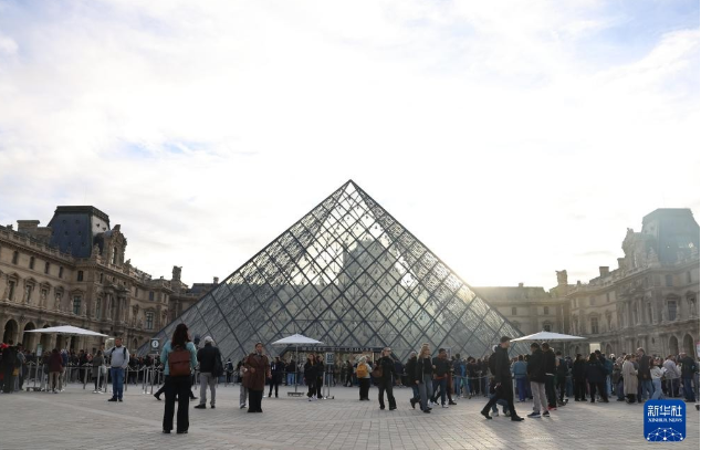 盧浮宮珠寶被盜案 法國檢方再控兩名新嫌犯