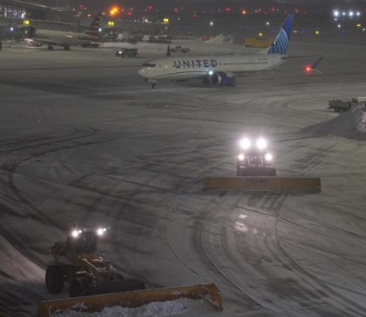 冬季風暴襲擊美國東北部 超3500架次航班延誤