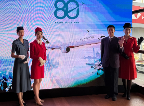 國泰航空慶80周年　飛機重現90年代復古塗裝