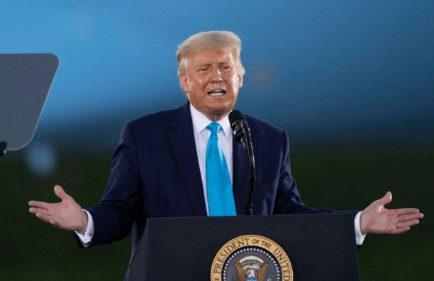 特朗普稱將對伊朗商業夥伴加征25%關稅