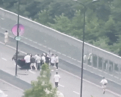 640 (2).gif