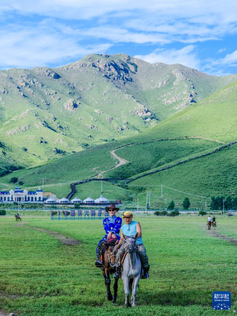 美丽中国丨内蒙古兴安盟:乌兰毛都草原景色美