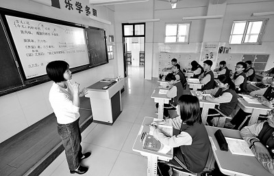 躬耕山乡大地 点亮童心梦想